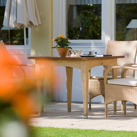 Hotel Parkfrieden Timmendorfer Strand Exterior foto