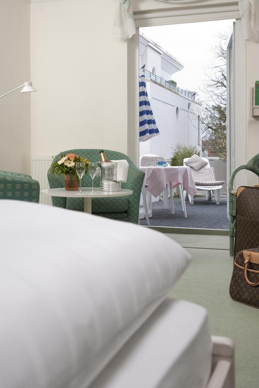 Hotel Parkfrieden Timmendorfer Strand Exterior foto