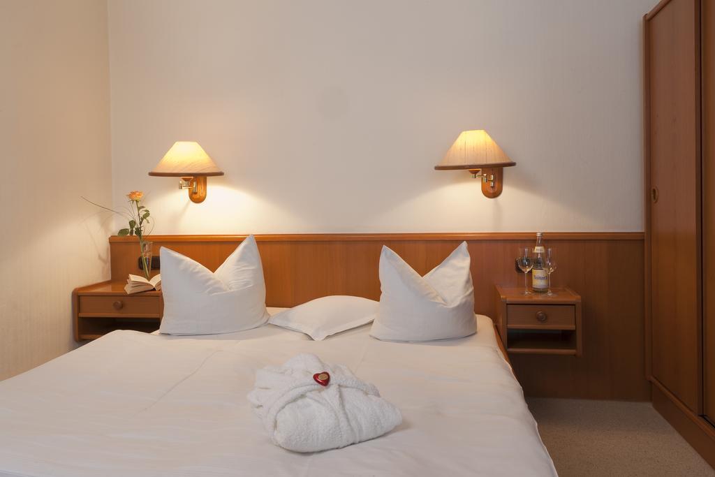 Hotel Parkfrieden Timmendorfer Strand Exterior foto